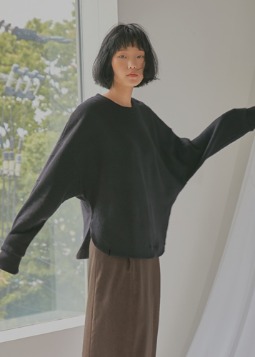 relaxable knit pullover black